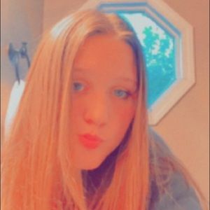 Meet your Posher, Brianna